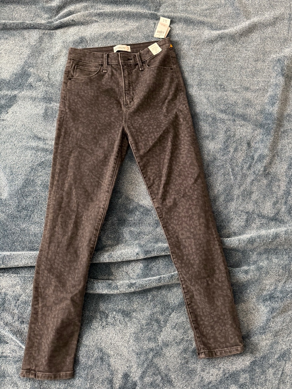 Abercrombie & Fitch DARK CHEETAH skinny jeans NWT